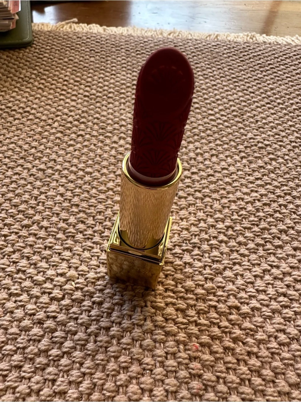 Estee Lauder Gold Decorative Lipstick Case in red velvet